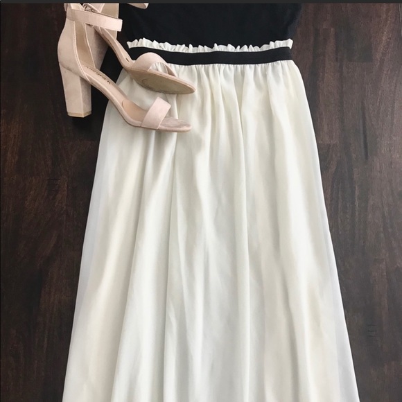 Jella Couture Tulle Maxi Skirt - Picture 1 of 12